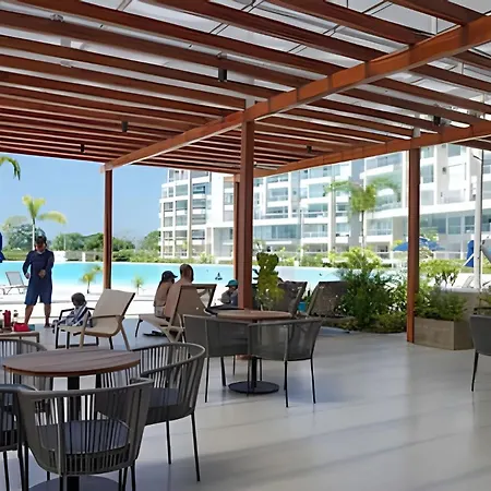 Apartamento Vista a la Playa Artificial Baia Kristal Cartagena Cartagena